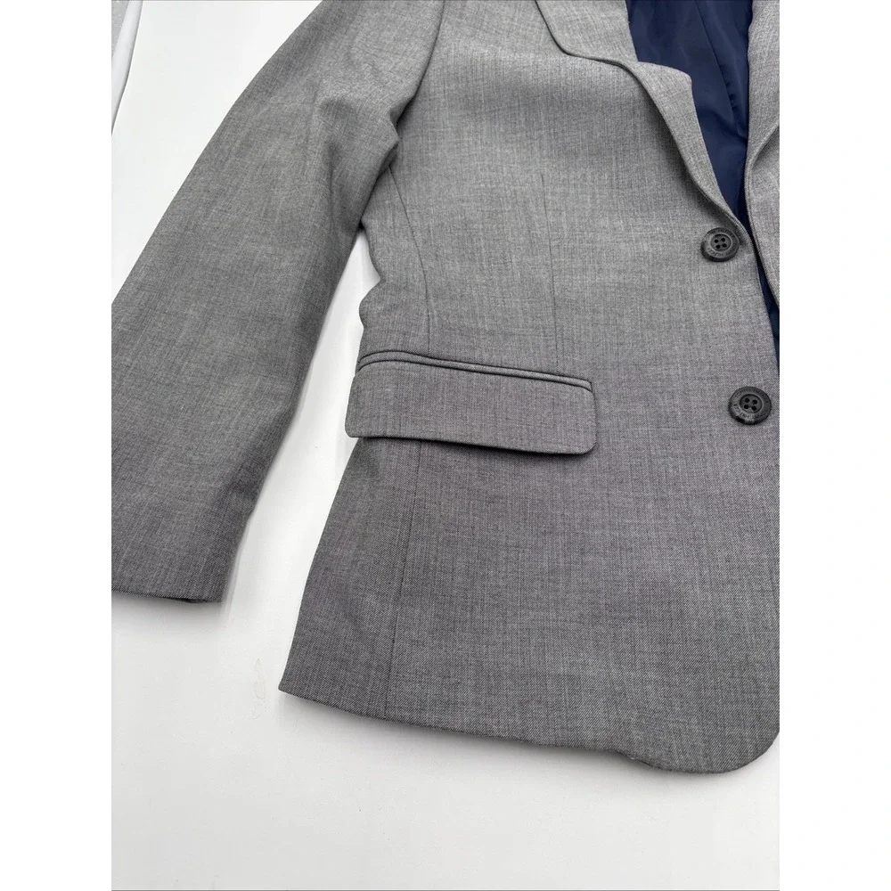Tommy Hilfiger this product
